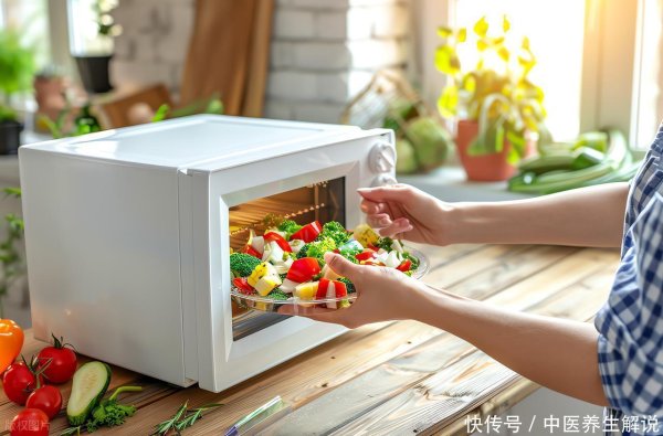 5策略 不想最后住进医院，5样东西绝不能放进微波炉，有很多人还不知道